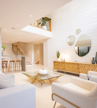 Transforming visions into reality Size _ 325_361